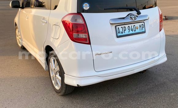 Comprar Usado Toyota Ractis Branco Carro em Maputo em Maputo Comprar Usado Toyota Ractis Branco Carro em Maputo em Maputo