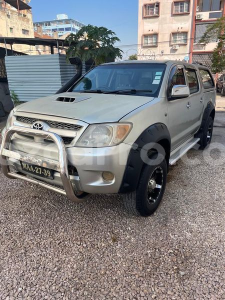 Big with watermark toyota hilux maputo maputo 25402