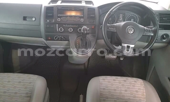 Tenga Tsaru Volkswagen Transporter Zvimwe Mota in Chemba in Sofala Tenga Tsaru Volkswagen Transporter Zvimwe Mota in Chemba in Sofala
