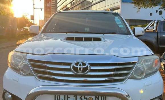Nunua Ilio tumika Toyota Fortuner Nyingine Gari ndani ya Maputo nchini Maputo Nunua Ilio tumika Toyota Fortuner Nyingine Gari ndani ya Maputo nchini Maputo