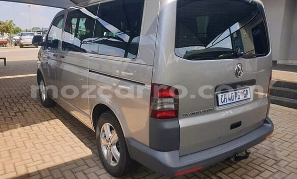 Tenga Tsaru Volkswagen Transporter Zvimwe Mota in Chemba in Sofala Tenga Tsaru Volkswagen Transporter Zvimwe Mota in Chemba in Sofala