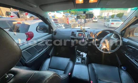 Nunua Ilio tumika Toyota Fortuner Nyingine Gari ndani ya Maputo nchini Maputo Nunua Ilio tumika Toyota Fortuner Nyingine Gari ndani ya Maputo nchini Maputo