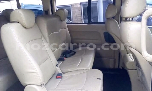 Nunua Ilio tumika Hyundai H1 Nyeupe Gari ndani ya Chigubo nchini Gaza Nunua Ilio tumika Hyundai H1 Nyeupe Gari ndani ya Chigubo nchini Gaza