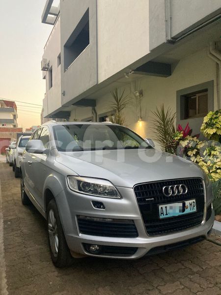 Big with watermark audi q7 maputo maputo 25418