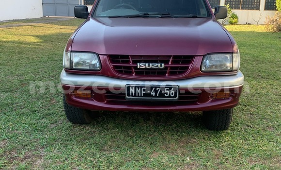 Comprar Usado Isuzu KB De outros Carro em Maputo em Maputo Comprar Usado Isuzu KB De outros Carro em Maputo em Maputo