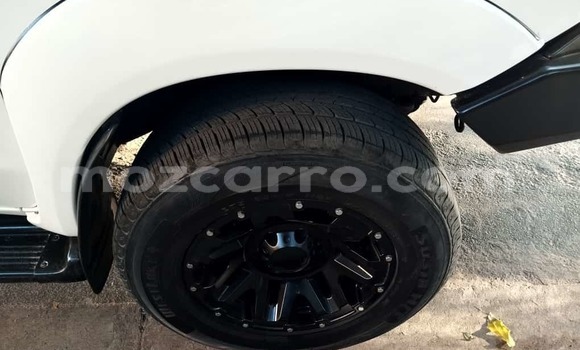 Nunua Ilio tumika Toyota Fortuner Nyeupe Gari ndani ya Maputo nchini Maputo Nunua Ilio tumika Toyota Fortuner Nyeupe Gari ndani ya Maputo nchini Maputo