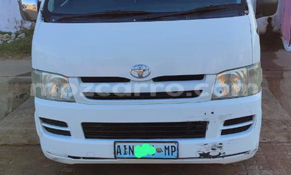 Comprar Usado Toyota Hiace Prata Carro em Maputo em Maputo