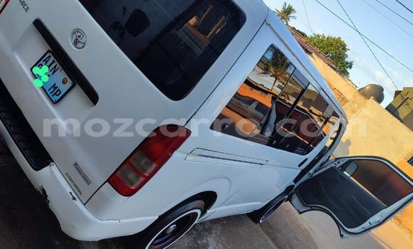 Comprar Usado Toyota Hiace Prata Carro em Maputo em Maputo Comprar Usado Toyota Hiace Prata Carro em Maputo em Maputo