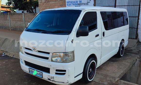 Comprar Usado Toyota Hiace Prata Carro em Maputo em Maputo Comprar Usado Toyota Hiace Prata Carro em Maputo em Maputo
