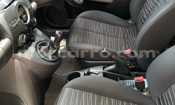 Tenga Tsaru Mazda Demio Zvimwe Mota in Maputo in Maputo Tenga Tsaru Mazda Demio Zvimwe Mota in Maputo in Maputo