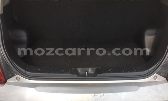 Comprar Usado Toyota IST Prata Carro em Maputo em Maputo Comprar Usado Toyota IST Prata Carro em Maputo em Maputo