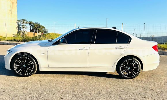 Comprar Usado BMW 321 Branco Carro em Maputo em Maputo Comprar Usado BMW 321 Branco Carro em Maputo em Maputo