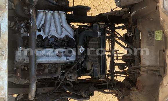 Comprar Usado Mitsubishi Canter Branco Caminhão em Maputo em Maputo Comprar Usado Mitsubishi Canter Branco Caminhão em Maputo em Maputo