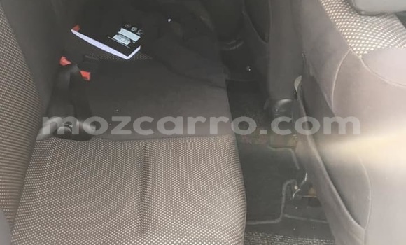 Comprar Usado Toyota IST Prata Carro em Maputo em Maputo Comprar Usado Toyota IST Prata Carro em Maputo em Maputo
