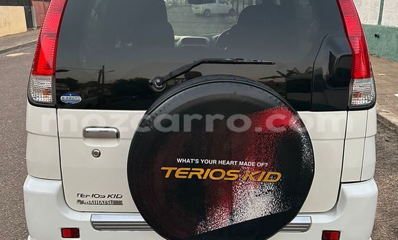 Comprar Usado Toyota Cami Branco Carro em Maputo em Maputo