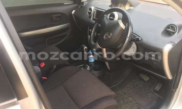 Comprar Usado Toyota IST Prata Carro em Maputo em Maputo Comprar Usado Toyota IST Prata Carro em Maputo em Maputo
