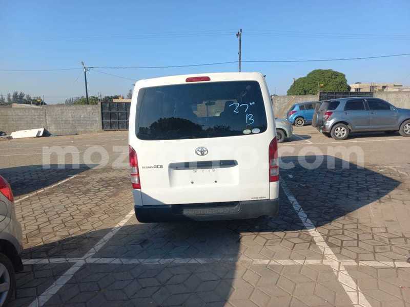 Big with watermark toyota hiace maputo maputo 25440