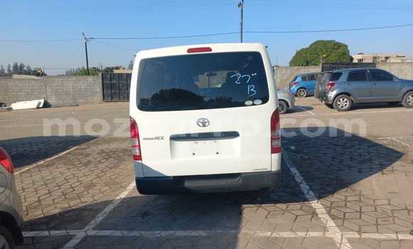 Buy New Toyota Hiace White Car in Maputo in Maputo Buy New Toyota Hiace White Car in Maputo in Maputo
