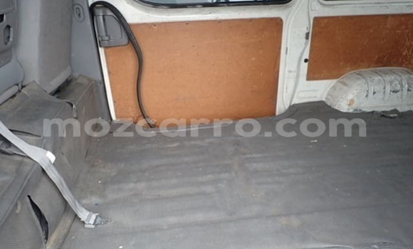 Buy New Toyota Hiace White Car in Maputo in Maputo Buy New Toyota Hiace White Car in Maputo in Maputo