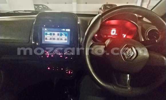 Buy Used Renault KWID Red Car in Maputo in Maputo Buy Used Renault KWID Red Car in Maputo in Maputo
