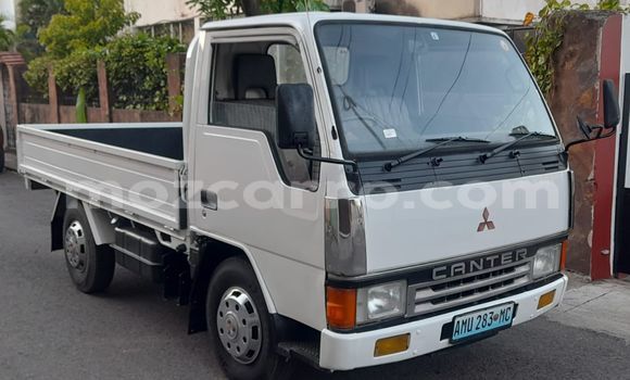 Comprar Usado Mitsubishi i Branco Carro em Maputo em Maputo Comprar Usado Mitsubishi i Branco Carro em Maputo em Maputo