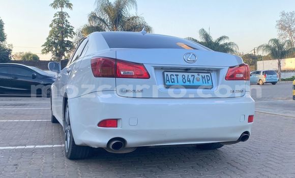 Nunua Ilio tumika Lexus IS Nyeupe Gari ndani ya Maputo nchini Maputo Nunua Ilio tumika Lexus IS Nyeupe Gari ndani ya Maputo nchini Maputo