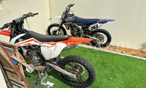 Nunua Ilio tumika Yamaha YZ450F Bluu Bike ndani ya Maputo nchini Maputo