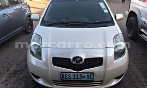 Comprar Usado Toyota Vitz Branco Carro em Maputo em Maputo Comprar Usado Toyota Vitz Branco Carro em Maputo em Maputo