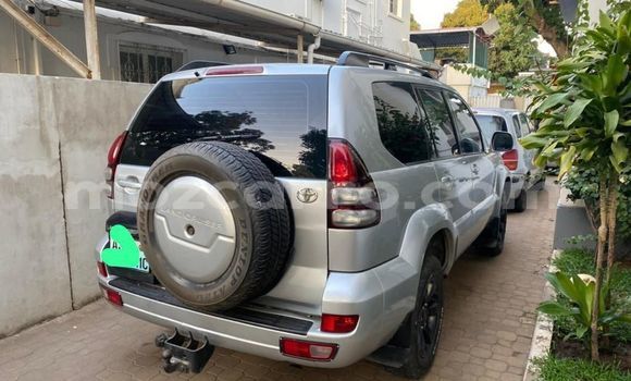 Buy Used Toyota Land Cruiser Prado Silver Car in Maputo in Maputo Buy Used Toyota Land Cruiser Prado Silver Car in Maputo in Maputo