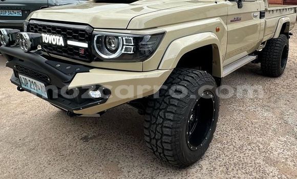 Nunua Ilio tumika Toyota Land Cruiser Nyingine Gari ndani ya Maputo nchini Maputo Nunua Ilio tumika Toyota Land Cruiser Nyingine Gari ndani ya Maputo nchini Maputo