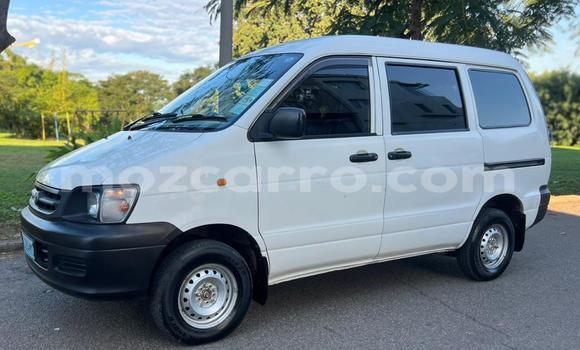 Comprar Usado Toyota 4Runner Branco Carro em Maputo em Maputo