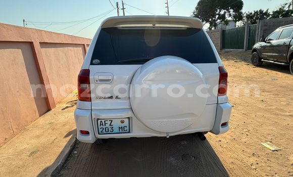 Buy Used Toyota RAV4 White Car in Maputo in Maputo Buy Used Toyota RAV4 White Car in Maputo in Maputo