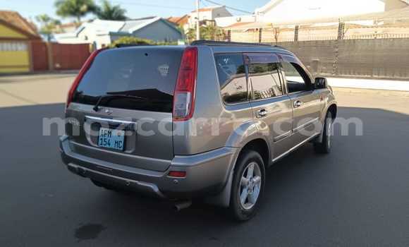 Tenga Tsaru Nissan X-Trail Zvimwe Mota in Maputo in Maputo Tenga Tsaru Nissan X-Trail Zvimwe Mota in Maputo in Maputo