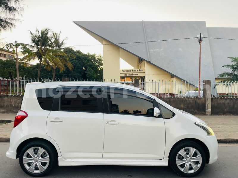 Big with watermark toyota ractis maputo maputo 25498