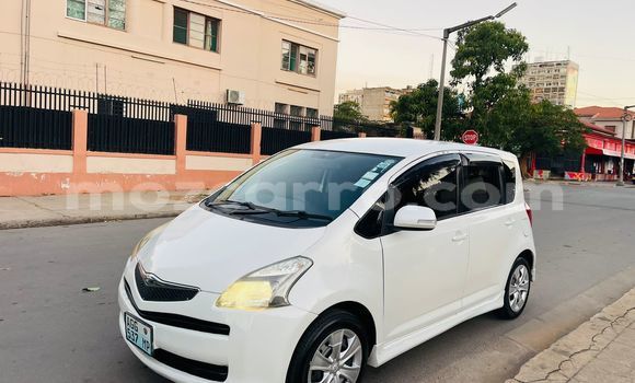 Comprar Usado Toyota Ractis Branco Carro em Maputo em Maputo Comprar Usado Toyota Ractis Branco Carro em Maputo em Maputo