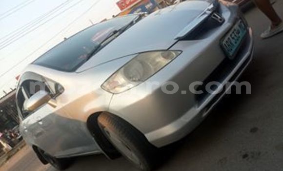 Comprar Usado Honda Fit Aria Prata Carro em Maputo em Maputo Comprar Usado Honda Fit Aria Prata Carro em Maputo em Maputo