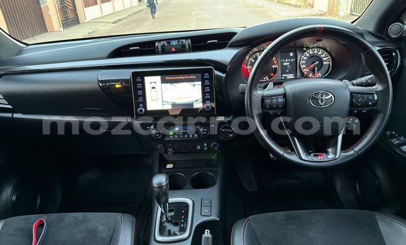 Comprar Usado Toyota Hiluxe Revo Branco Carro em Maputo em Maputo Comprar Usado Toyota Hiluxe Revo Branco Carro em Maputo em Maputo