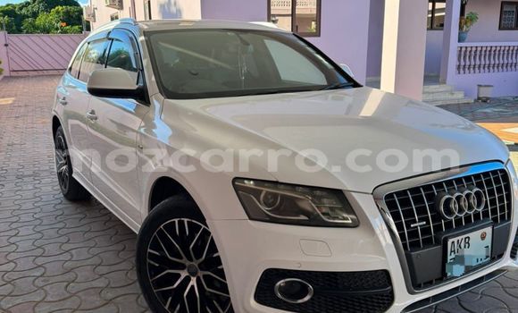 Nunua Ilio tumika Audi Q5 Nyeupe Gari ndani ya Maputo nchini Maputo Nunua Ilio tumika Audi Q5 Nyeupe Gari ndani ya Maputo nchini Maputo
