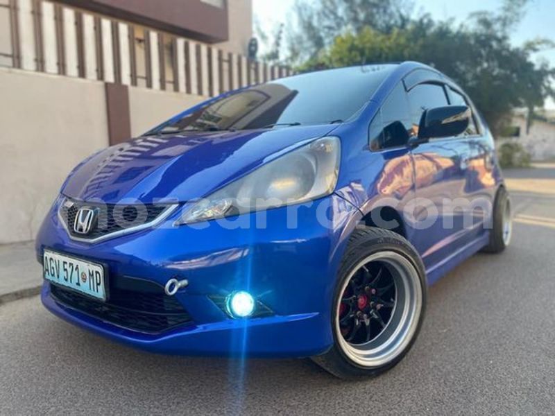 Big with watermark honda fit nampula angoche 25531