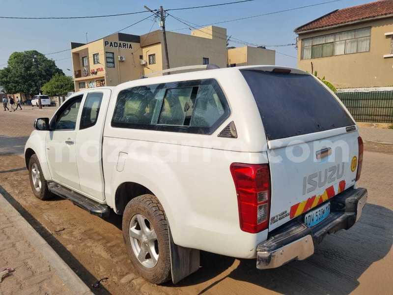 Big with watermark isuzu d max maputo maputo 25534