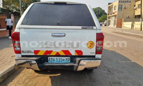 Comprar Usado Isuzu D-MAX Branco Carro em Maputo em Maputo Comprar Usado Isuzu D-MAX Branco Carro em Maputo em Maputo