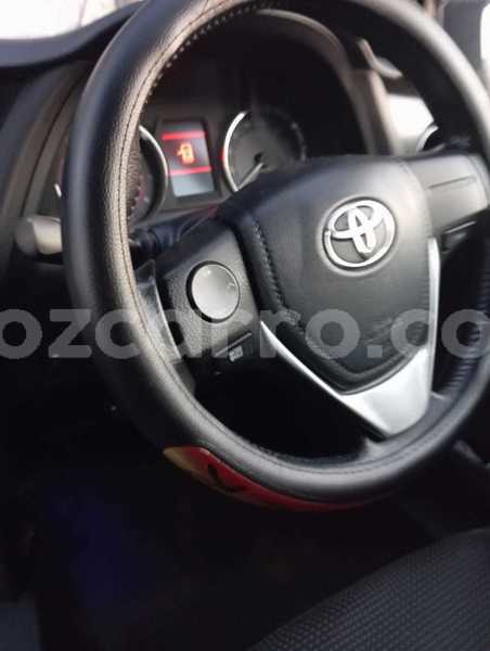 Big with watermark toyota auris maputo maputo 25538