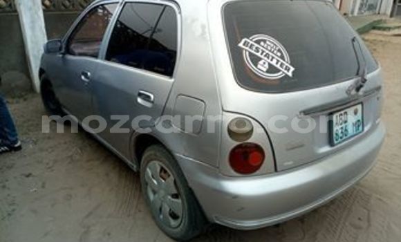 Comprar Usado Toyota Starlet Prata Carro em Maputo em Maputo Comprar Usado Toyota Starlet Prata Carro em Maputo em Maputo