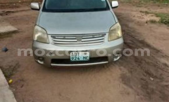 Nunua Ilio tumika Toyota Raum Nyingine Gari ndani ya Maputo nchini Maputo