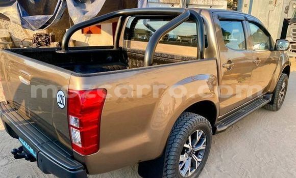 Comprar Usado Isuzu D-MAX De outros Carro em Maputo em Maputo Comprar Usado Isuzu D-MAX De outros Carro em Maputo em Maputo