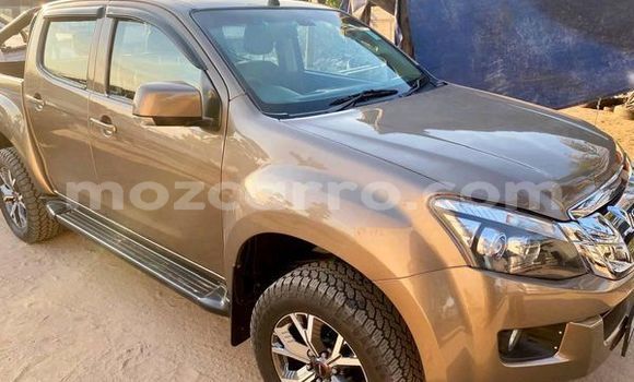 Comprar Usado Isuzu D-MAX De outros Carro em Maputo em Maputo Comprar Usado Isuzu D-MAX De outros Carro em Maputo em Maputo