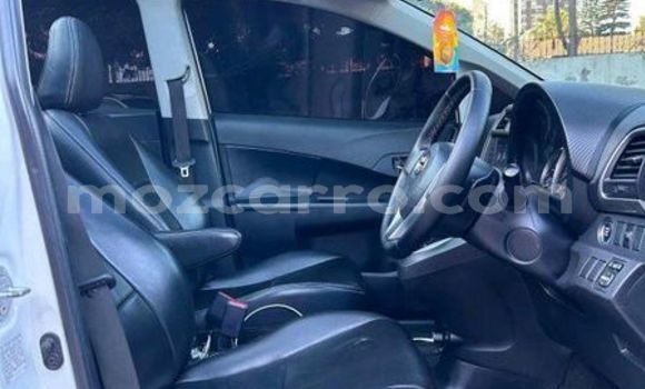 Comprar Usado Toyota Ractis De outros Carro em Maputo em Maputo Comprar Usado Toyota Ractis De outros Carro em Maputo em Maputo
