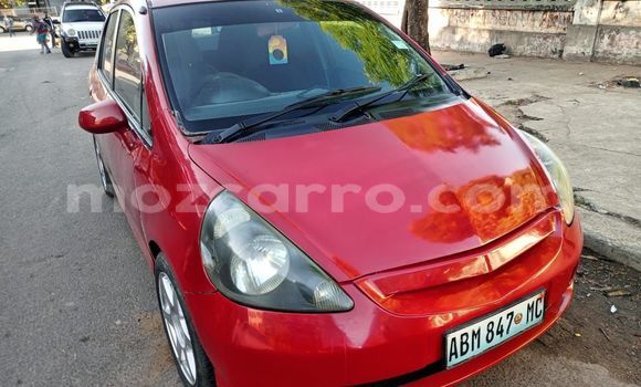 Nunua Ilio tumika Honda Fit Nyekundu Gari ndani ya Maputo nchini Maputo Nunua Ilio tumika Honda Fit Nyekundu Gari ndani ya Maputo nchini Maputo