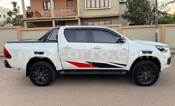 Tenga Itsva Toyota Hiluxe Revo Chena Mota in Maputo in Maputo