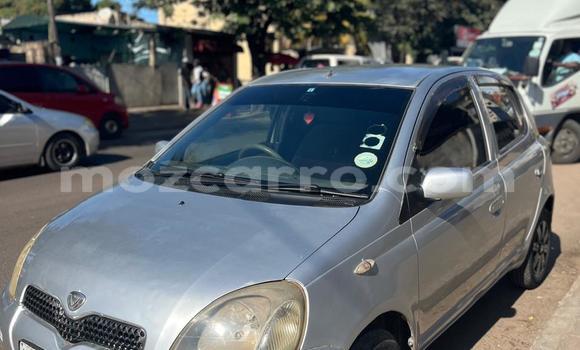 Comprar Usado Toyota Vitz Prata Carro em Maputo em Maputo Comprar Usado Toyota Vitz Prata Carro em Maputo em Maputo